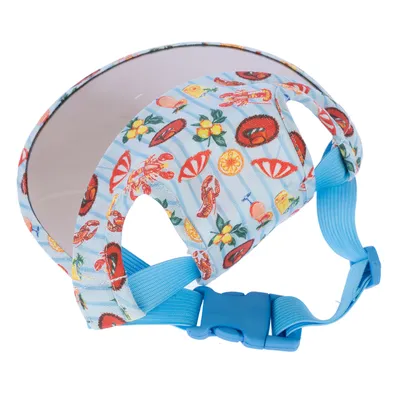 Jasnoniebieski kask ochronny z kolorowym wzorem owoców, precli i homarów. Regulowany niebieski pasek z zapięciem na klik.