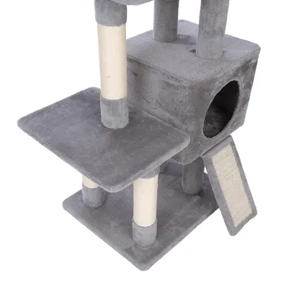 Árbol rascador gris con varios niveles, postes de sisal, una cueva y una superficie rascadora inclinada.