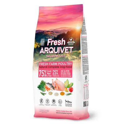 Arquivet Fresh Farm Poultry Natural Complete Dog Food. 75% свежее мясо и рыба, 25% ингредиенты, такие как травы. Без глютена, искусственных красителей и ароматизаторов. Подходит для всех пород собак.
