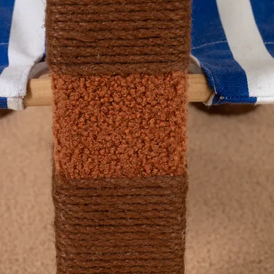 TIAKI krabpaal palmboom met gestreepte hangmat TIAKI krabpaal palmboom met gestreepte hangmat