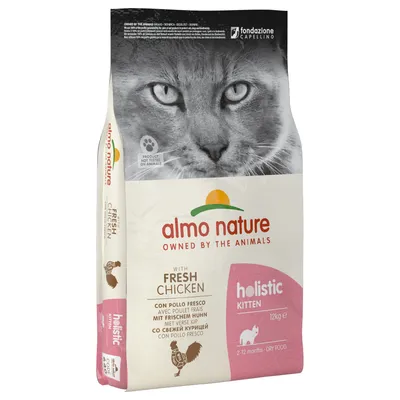 Опаковка Almo Nature Holistic Kitten с прясно пиле, 1,2 кг. Видим текст: „Owned by the animals“, „holistic kitten“, „2-12 months“, „dry food“, „product not tested on animals“.