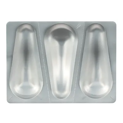 Plaquette de 3 doses unitaires en aluminium, sans texte ni marque visible.