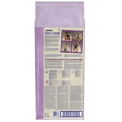 PURINA Dog Chow 14 kg sæk med detaljeret tekst, fire billeder af hunde og stregkode synlig på emballagen.