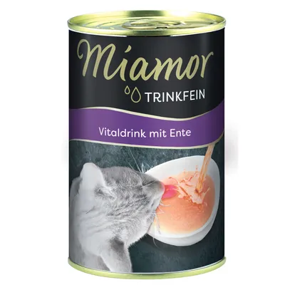 Miamor Trinkfein Vitaldrink kacsával, doboz képe egy macskáról, amely tálból iszik.