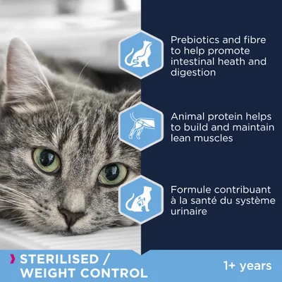 Sterilised / Weight Control, 1+ years. Prebiotics and fibre for darmgezondheid, dierlijk eiwit voor spieren, formule voor urinewegsysteem. Tekst deels in Engels en Frans.
