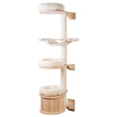 Tiragraffi da parete in legno chiaro con quattro livelli, due letti rotondi imbottiti, una cuccia cilindrica e un'amaca centrale. Colonna rivestita in sisal.