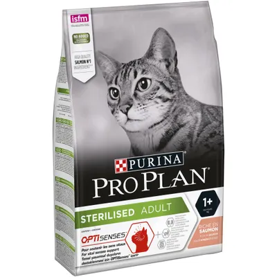 Sterilised adult food, high quality salmon as main ingredient, for 1+ years, no added colourants or flavourings, Optisenses support. Text in multiple languages.