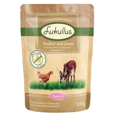 Lukullus Junior Geflügel und Wild mit Süsskartoffeln, Heidelbeeren und Sonnenblumenöl, getreidefreie Rezeptur, 300 g.