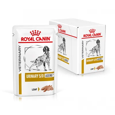 Plic și cutie Royal Canin Veterinary Urinary S/O Ageing 7+ Loaf pentru câini, cu imagine de câine și text vizibil pe ambalaj.
