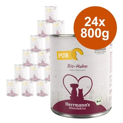 Herrmann's Manufaktur PUR Bio-Huhn, 24 blikken à 800g. Tekst op blik: 'Bio-Huhn', 'Organic chicken pure', afbeelding van hond en kat in hartvorm. BIO-keurmerk zichtbaar. Herrmann's Manufaktur PUR Bio-Huhn, 24 blikken à 800g. Tekst op blik: 'Bio-Huhn', 'Organic chicken pure', afbeelding van hond en kat in hartvorm. BIO-keurmerk zichtbaar.