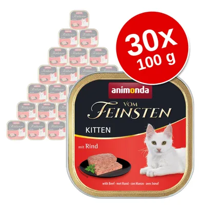 Animonda Vom Feinsten Kitten mit Rind, 30 x 100 g. Opakowanie pokazuje tackę z karmą dla kociąt z wołowiną oraz białego kota. Widoczna liczba sztuk i gramatura.