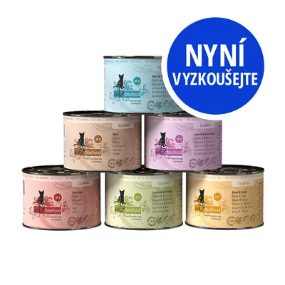 Šest konzerv catz finefood Classic různých příchutí, viditelné texty: Hering & Krab, Wild Game, Lamm & Kaninchen, Geflügel, Lachs & Geflügel, Rind & Kalb. Modrý kruh s textem NYNÍ VYZKOUŠEJTE.