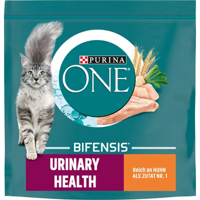 Sachet de croquettes pour chat Purina ONE Bifensis Urinary Health, texte visible : URINARY HEALTH, Reich an HUHN ALS ZUTAT NR. 1, image de chat, morceaux de poulet et céréales.