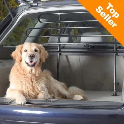 Barrière de séparation en métal pour coffre de voiture, chien assis à l’arrière. Bandeau orange avec texte : Top Seller.