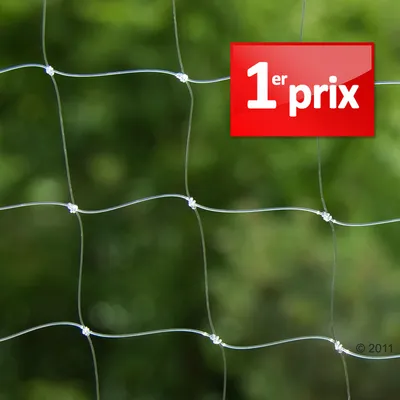 Filet à mailles carrées en plastique, étiquette rouge avec texte « 1er prix » visible dans le coin supérieur droit. Filet à mailles carrées en plastique, étiquette rouge avec texte « 1er prix » visible dans le coin supérieur droit.