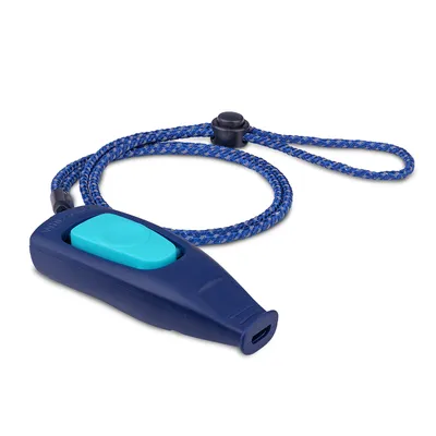 Clicker en plastique bleu avec bouton turquoise et cordon tressé bleu, accessoire visible pour l’entraînement des animaux.