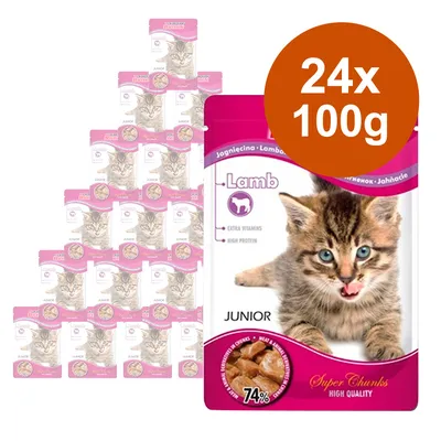 Lot de 24 sachets de 100 g de nourriture pour chatons, marque Lamb Junior, mentionné 74 %, extra vitamins, high protein, super chunks high quality. Photo d’un chaton sur l’emballage.