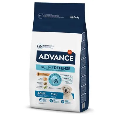 Zak hondenvoer Advance Active Defense Adult Maxi, 14 kg. Tekst op verpakking: prebiotics, probiotics, fibres, voor honden vanaf 15 maanden en meer dan 30 kg. Afbeelding van een hond.