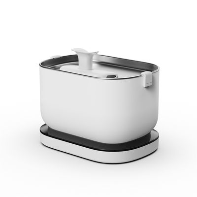 Stazione di alimentazione bianca con coperchio rimovibile e base rialzata, adatta per conservare cibo per animali.