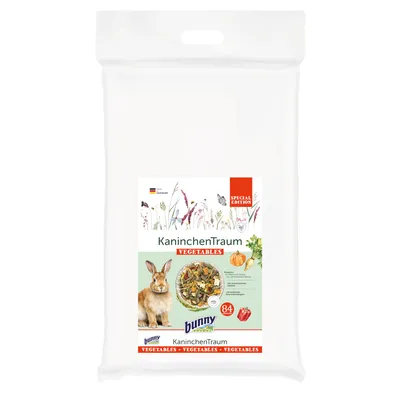 Bunny KaninchenTraum Vegetables Special Edition, vyrobeno v Německu, s dýní a paprikou, 84 ingrediencí. Obal zobrazuje králíka a krmnou směs.