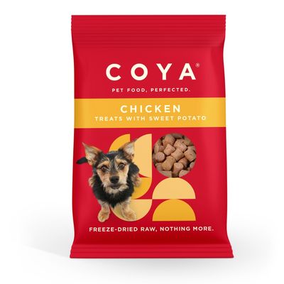 COYA Chicken Treats con patata dolce. Alimento crudo liofilizzato, nient'altro.