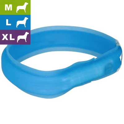 Collier bleu en plastique pour chien, disponible en tailles M, L et XL indiquées par pictogrammes sur fond vert, bleu et violet.