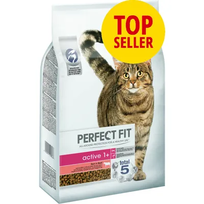 PERFECT FIT active 1+ kattefoder, Rich in Beef, total 5, TOP SELLER-mærke på pakken. Synlig tekst: ALL-AROUND PROTECTION FOR A HEALTHY LIFE. PERFECT FIT active 1+ kattefoder, Rich in Beef, total 5, TOP SELLER-mærke på pakken. Synlig tekst: ALL-AROUND PROTECTION FOR A HEALTHY LIFE.