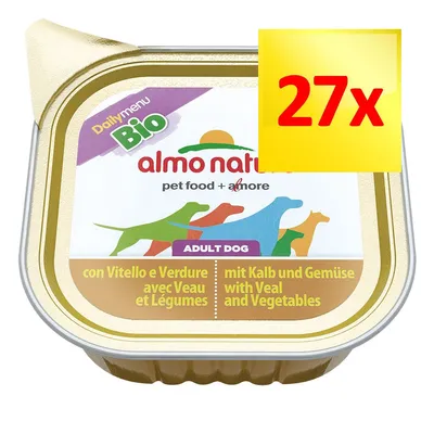 Barquette Almo Nature Daily Menu Bio pour chien adulte, avec veau et légumes, lot de 27x indiqué en jaune sur l’emballage.