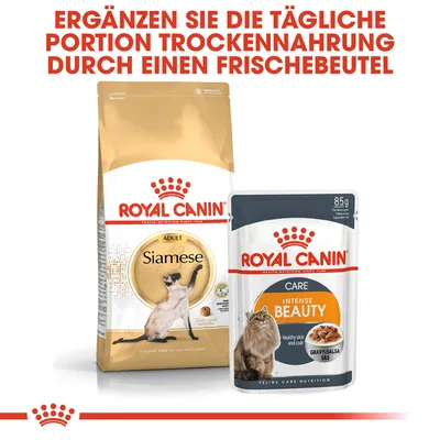 Royal Canin Siamese Adult Trockenfutter und Intense Beauty Frischebeutel. Ergänzen Sie die tägliche Portion Trockenfutter durch einen Frischebeutel.