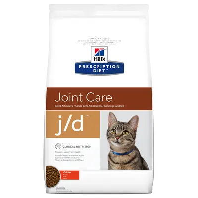 Hill's Prescription Diet Joint Care j/d kissanruoka kanalla. Tukee nivelten terveyttä 28 päivässä. Clinical Nutrition. Kissoille. Pakkauksessa ruskeita nappuloita ja kissa.