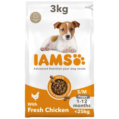 3kg bag of IAMS dry food with fresh chicken, for small and medium puppies aged 1-12 months under 25kg. Complete and balanced nutrition. Recyclable bag.