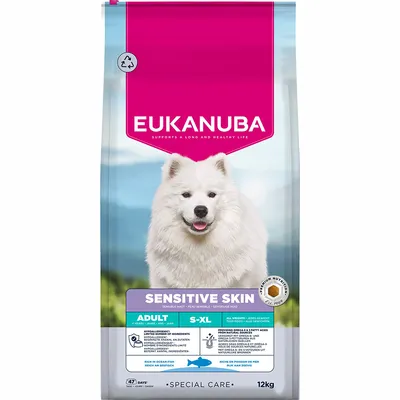 Eukanuba Sensitive Skin Adult S-XL, rig på havfisk, hypoallergene ingredienser, 12 kg taske, til sensitiv hud. Premium Nutrition-mærke synligt. Eukanuba Sensitive Skin Adult S-XL, rig på havfisk, hypoallergene ingredienser, 12 kg taske, til sensitiv hud. Premium Nutrition-mærke synligt.