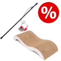 Lot comprenant un griffoir ondulé en carton et une canne à jouer noire avec souris grise à plume rouge, symbole pourcentage blanc sur fond rouge indiquant une offre ou promotion.