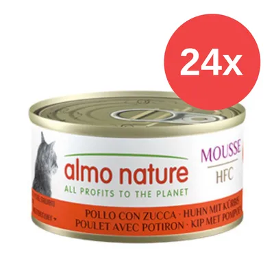 Lata de mousse Almo Nature HFC para gatos, pollo con calabaza. Texto visible: 'ALL PROFITS TO THE PLANET'. Pack de 24 unidades indicado en círculo rojo. Lata de mousse Almo Nature HFC para gatos, pollo con calabaza. Texto visible: 'ALL PROFITS TO THE PLANET'. Pack de 24 unidades indicado en círculo rojo.