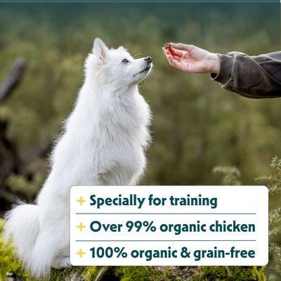 Specielt til træning, over 99% økologisk kylling, 100% økologisk og kornfri. Hunden får godbidderne direkte fra hånden.