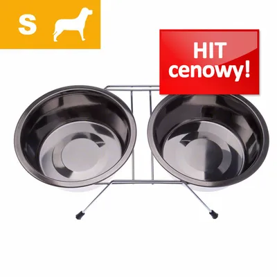 Ikona psa z literą S na żółtym tle, oznaczenie rozmiaru S dla psów. Widoczny fragment metalowej miski.