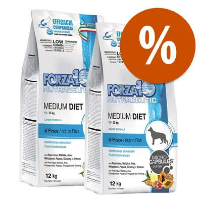 Due sacchi Forza10 Nutraceutic Medium Diet al Pesce 12 kg per cani 11–35 kg, intolleranze alimentari, con alghe, maitake, aloe, melograno, papaya, ginseng, ananas. Simbolo percentuale arancione.