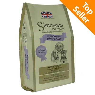 Simpsons Premium Puppy Sensitive Salmon & Potato, GRAIN FREE 45% Salmon, ipoallergenico, senza cereali, soia e latticini. Top Seller visibile in alto a destra.
