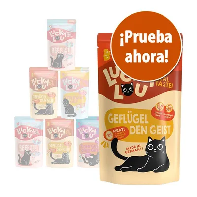 Surtido de sobres Lucky Lou para gatos. Sobre en primer plano: 'Geflügel den Geist', 96% carne, sin cereales ni azúcar añadido, Made in Germany. Círculo naranja: '¡Prueba ahora!'.