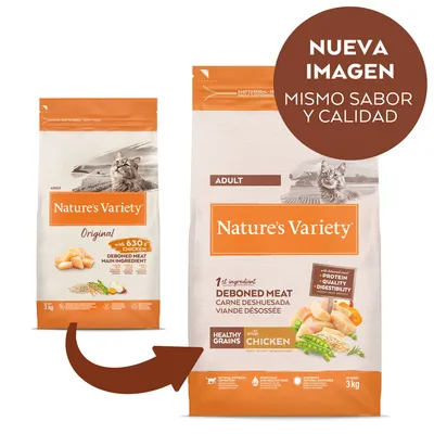 Nature's Variety Adult con pollo, carne deshuesada como primer ingrediente. Imagen de nuevo envase, mismo sabor y calidad. Saco de 3 kg visible.