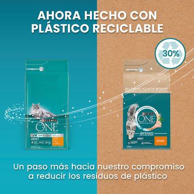 Purina ONE Bifensis Adult. Ahora hecho con plástico reciclable, 30 %. Un paso más hacia nuestro compromiso a reducir los residuos de plástico.