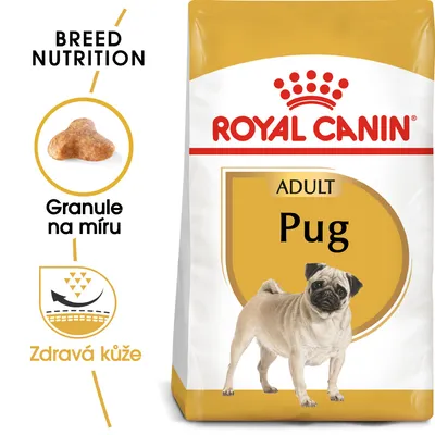 Balení krmiva ROYAL CANIN ADULT Pug, obrázek psa mops, text: Granule na míru, Zdravá kůže, BREED NUTRITION, vyobrazení tvaru granule.