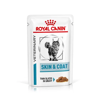 Veterinary food pouch labelled skin and coat, thin slices in gravy. Veterinary food pouch labelled skin and coat, thin slices in gravy.