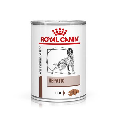 Blik Royal Canin Veterinary Hepatic Loaf hondenvoer, afbeelding van hond en stukjes voer op het etiket. Tekst: VETERINARY, HEPATIC, LOAF.