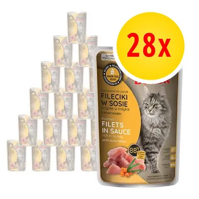 Confezione da 28 buste di filetti in salsa per gatti, marchio animonda, visibile scritta 'FILECIKI W SOSIE', 'FILETS IN SAUCE', immagine di un gatto e pezzi di carne sulla confezione.