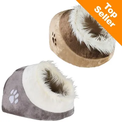 Två mjuka kattsängar i plysch med konstpälskant, en beige/brun och en grå/vit, båda med broderad tass. Orange hörn med texten 'Top Seller'.