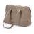 Sac beige en tissu avec deux anses, grande poche avant et fermeture zippée sur le dessus, étiquette marron cousue visible sur la poche.