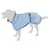 Manteau pour chien bleu clair avec capuche, fermeture éclair sur le dos et cordons de serrage visibles. Présenté sur un mannequin en forme de chien.