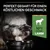 Идеально приготовлено для отличного вкуса. Purina Pro Plan с ягненком как ингредиент №1. Собака ест из черной миски с логотипом бренда.