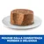 Mousse dalla consistenza morbida e deliziosa, porzione di alimento umido su piatto bianco. Testo visibile: mousse dalla consistenza morbida e deliziosa.